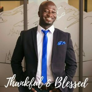 Meet your Posher, Akosa